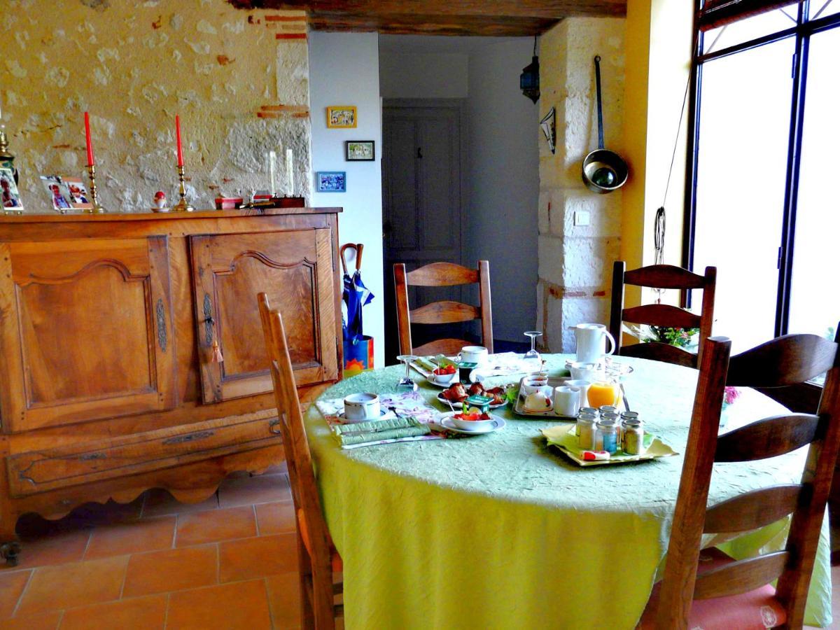Au Bord De L'Eau Bed & Breakfast Pessac-sur-Dordogne ภายนอก รูปภาพ