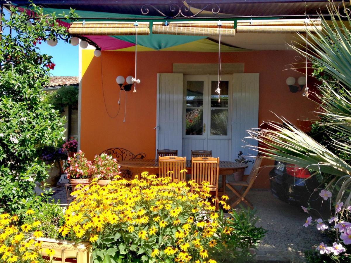 Au Bord De L'Eau Bed & Breakfast Pessac-sur-Dordogne ภายนอก รูปภาพ