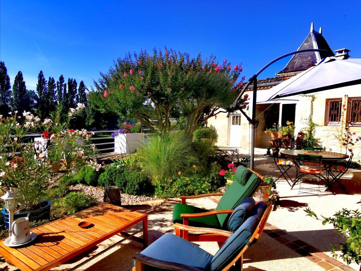 Au Bord De L'Eau Bed & Breakfast Pessac-sur-Dordogne ภายนอก รูปภาพ